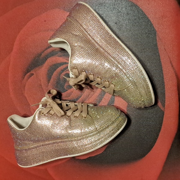 Azalea Wang Sneakers - Picture 1 of 9